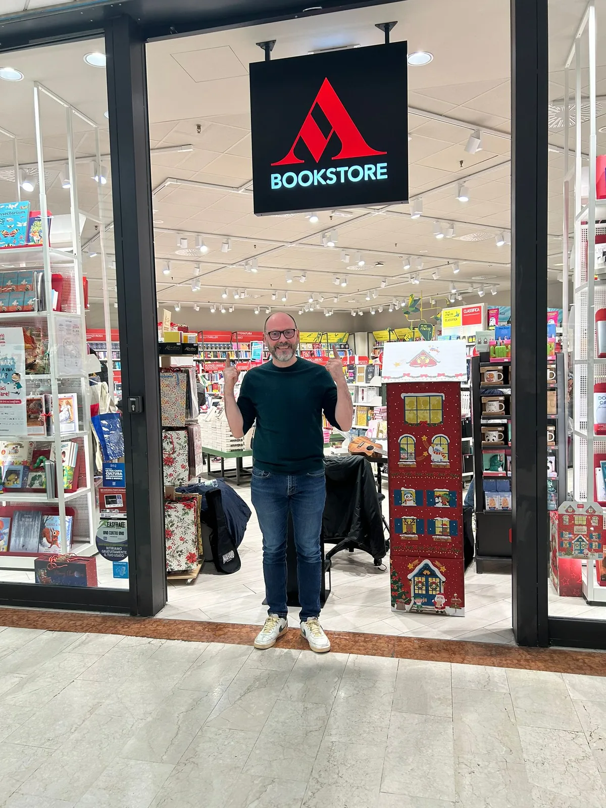Fabrizio Palma a un evento in libreria